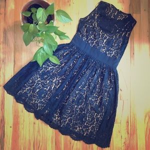 Make me an offer! Gorgeous Eliza J lace dress
